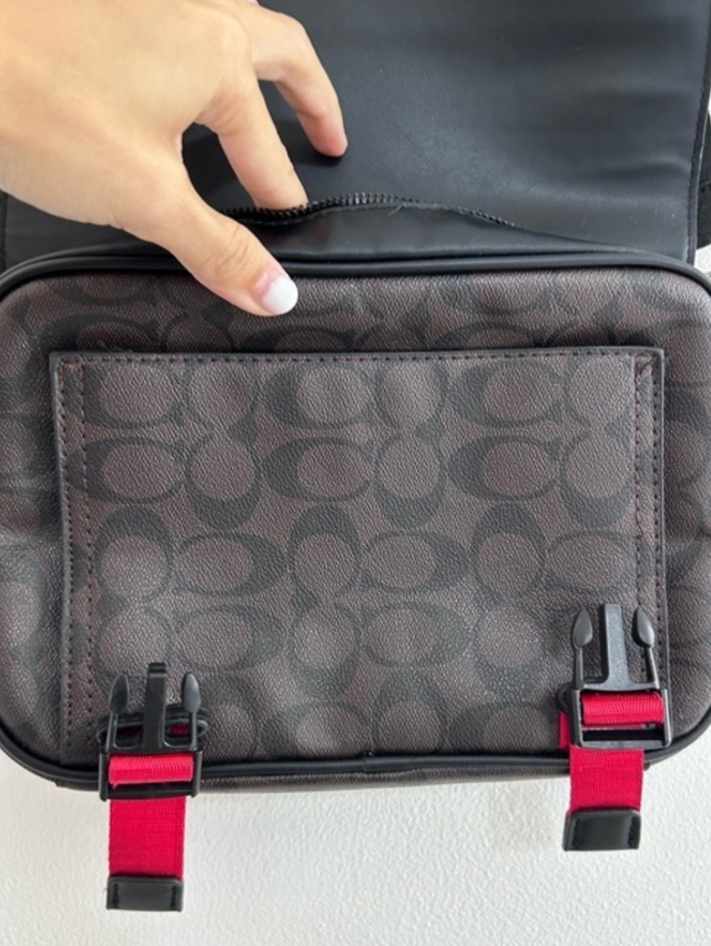 Coach Track Crossbody - Picture 3 of 11